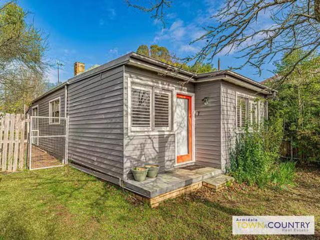 Charming 3 BR 178 Brown Street, Armidale, NSW 2350