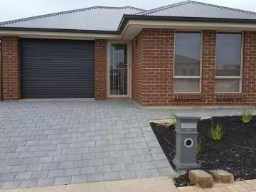 Charming 3 BR 18 Triton Street, SEAFORD MEADOWS, SA 5169 Hou.