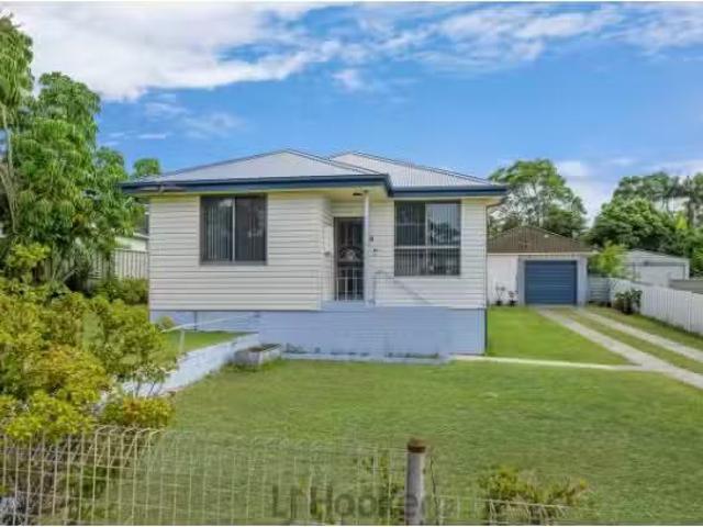 Charming 3 BR 18 Corona Street, WINDALE House for rent Listed.