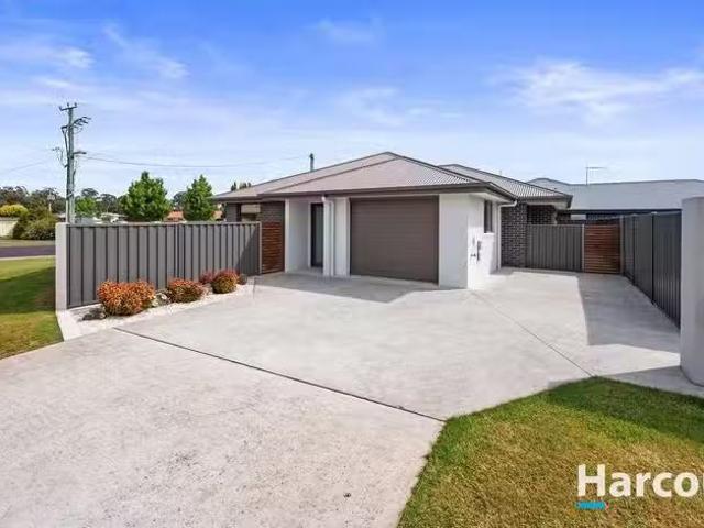 Unique 3 BR 1 Fraser Street, SPREYTON, TAS 7310 House for Rent