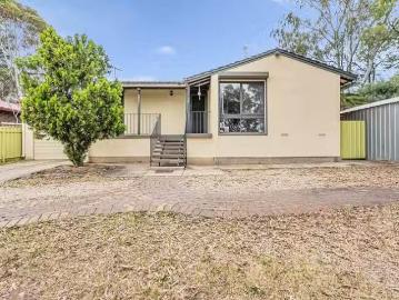 Woodford, Warrnambool, Woolsthorpe - Parking