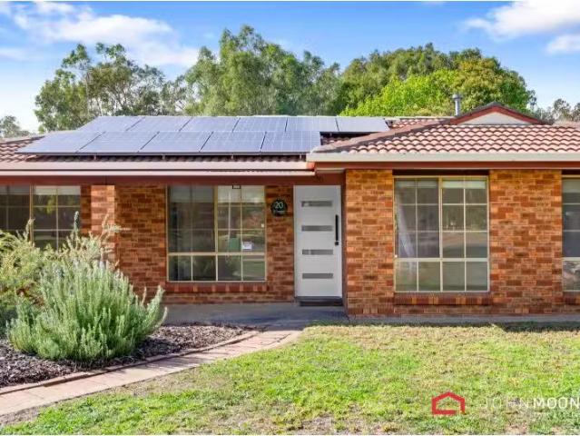 Unique 3 BR 20 Karoom Drive, Glenfield Park House for rent Li.