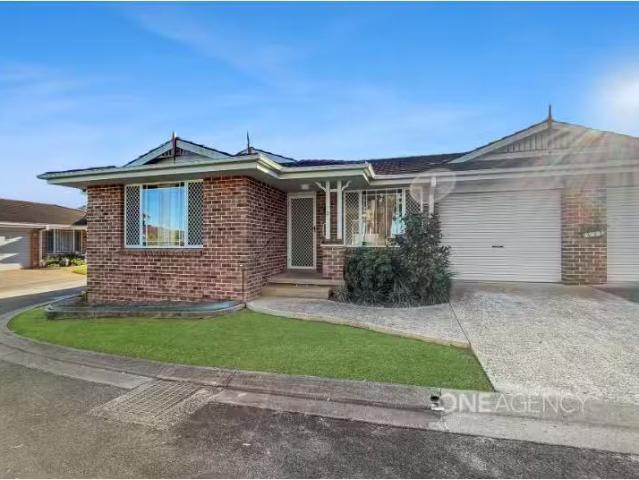Unique 3 BR 2/11 Range Street, Wauchope Apartment for rent Li.