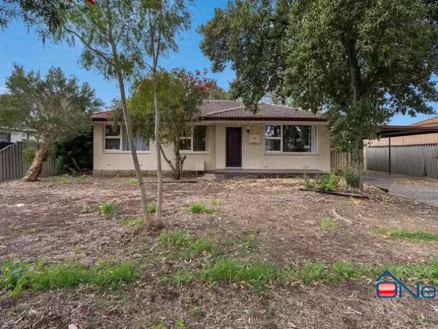 Cozy 3 BR 24 Stead Street, Maddington, WA 6109
