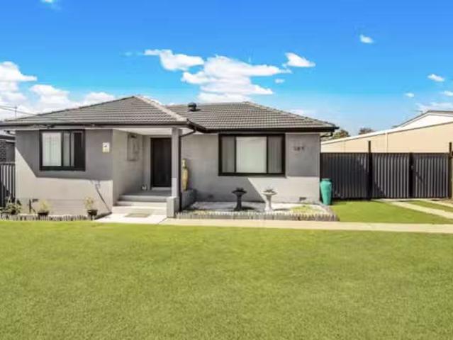 Charming 3 BR 263 Smithfield Road, Fairfield West, NSW 2165