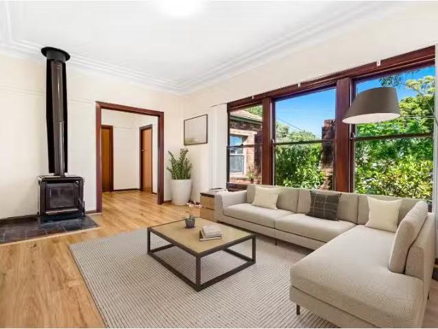 Rental! 3 BR 26 Stuart Street, BLAKEHURST House for rent List.