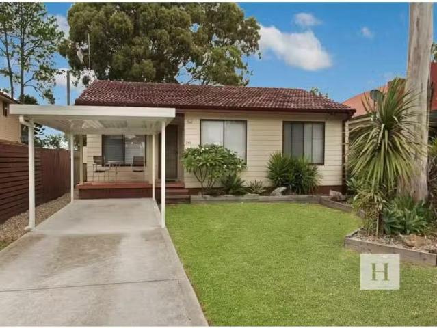 Cheap 3 BR 290 Tuggerawong Road, Tuggerawong House for rent L.
