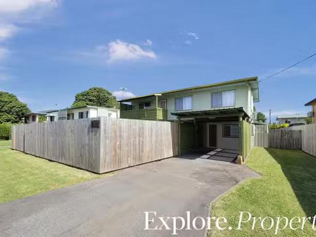 Charming 3 BR 29 Pharlap Parade, Ooralea, QLD 4740