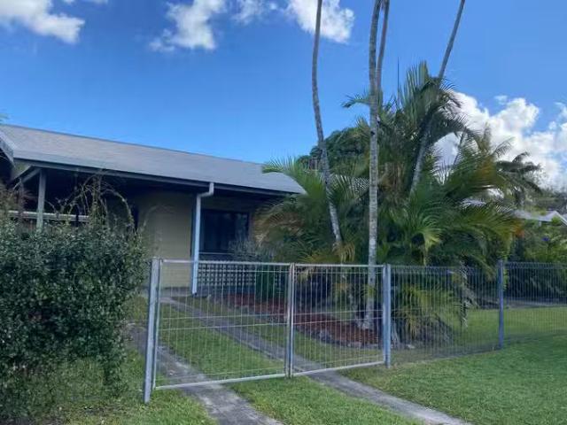 For Rent! 3 BR 2 Halibut Street, TIN CAN BAY, QLD 4580 House.