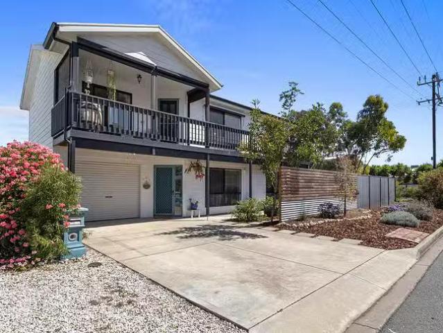 Charming 3 BR 2 St Nicholas Avenue, Port Willunga, SA 5173