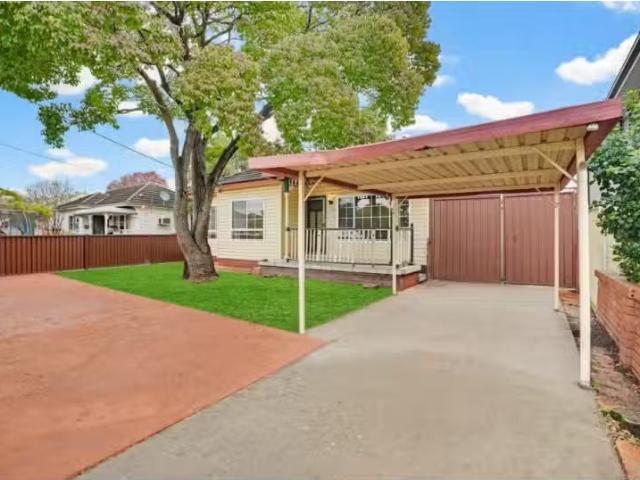 Cheap 3 BR 30 Balbeek Avenue, BLACKTOWN House for rent Listed.