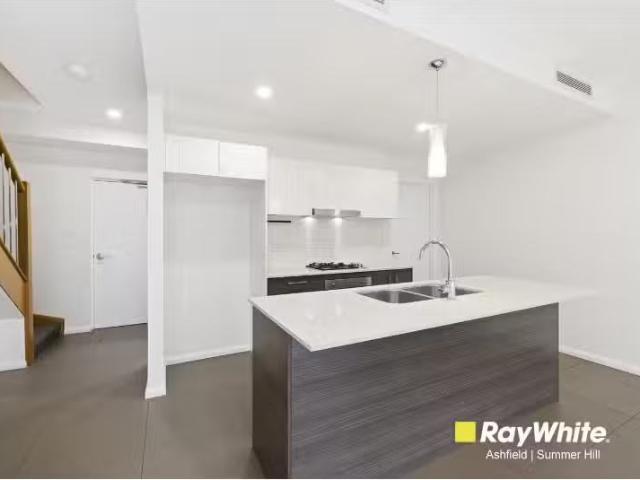 New 3 BR 3/147 Lilyfield Road, LILYFIELD Apartment for rent L.
