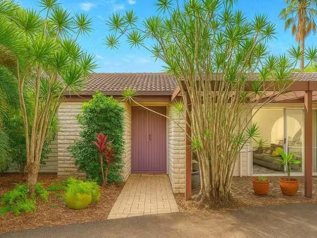 Nice 3 BR 34 Terrigal Street, Fig Tree Pocket, QLD 4069