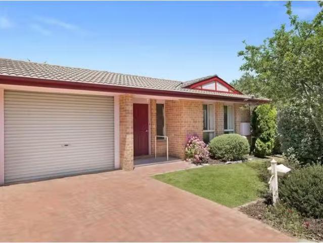 Cozy 3 BR 34 Gamban Square, Ngunnawal House for rent Listed b.