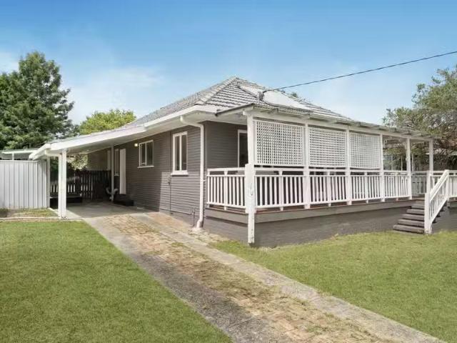 Cozy 3 BR 354 Marshall Road, TARRAGINDI, QLD 4121 House for.