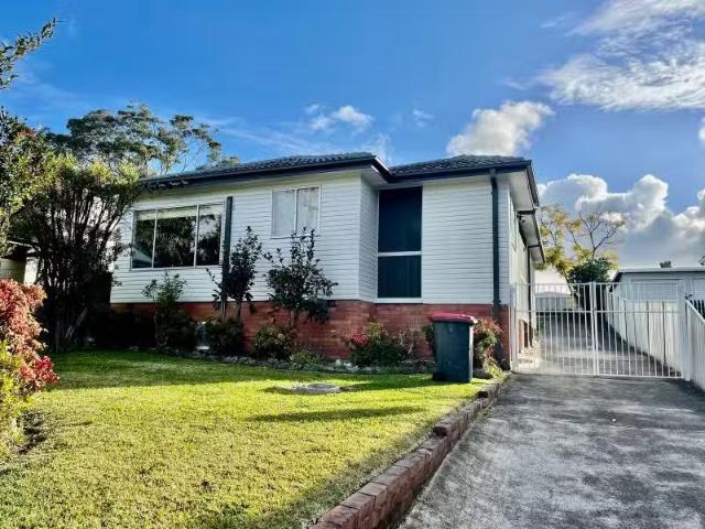 New 3 BR 36 Sandra Street, Fennell Bay House for rent Listed.