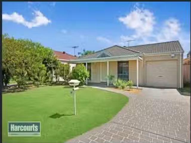 Rental! 3 BR 38 Redgum Circuit, GLENDENNING, NSW 2761 House.