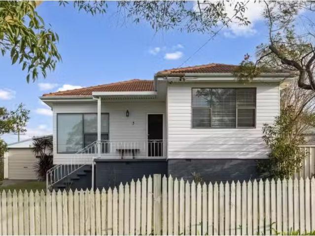 Cozy 3 BR 3 Marie Street, WALLSEND House for rent Listed by A.