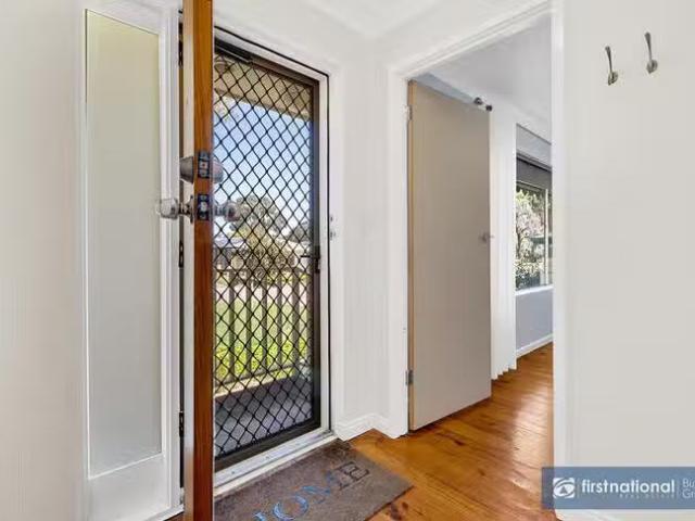 Cheap 3 BR 3 Merbien Avenue, Hope Valley, SA 5090