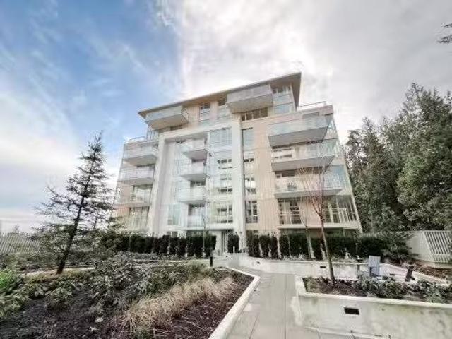 Cozy 3 BR North Vancouver, BC, None lease for lease Listing.