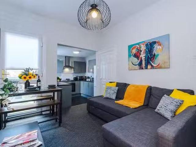 For Rent! 3 BR Rockhouse Street