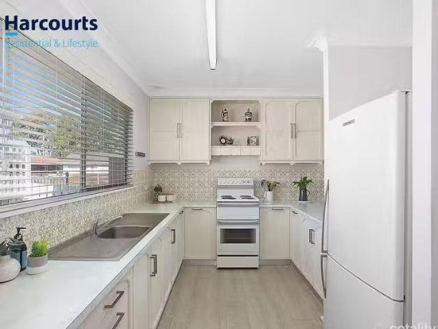 New 3 Kennedy Street, GOROKAN, NSW 2263 House for Rent