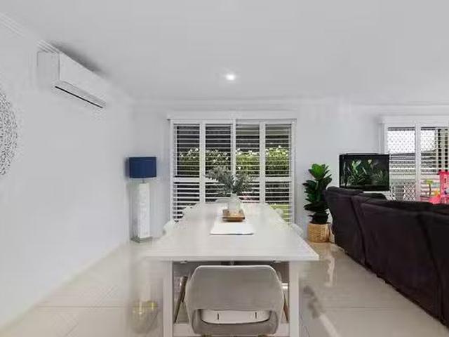Cozy 3 Manor Close, Robina, QLD 4226