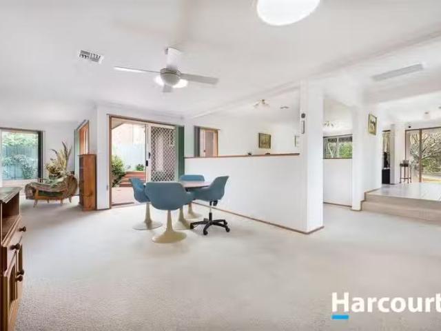 Cheap 3A Homebush Court, RINGWOOD EAST, VIC 3135 House for R.
