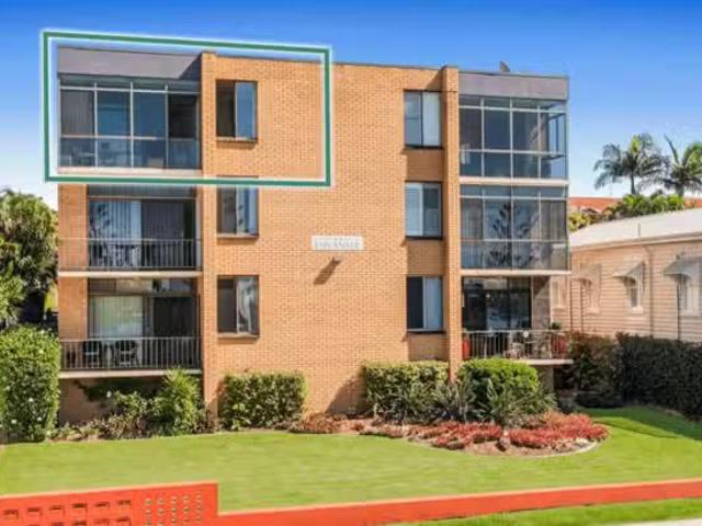 Deal! 10/415 Esplanade, Manly, QLD 4179