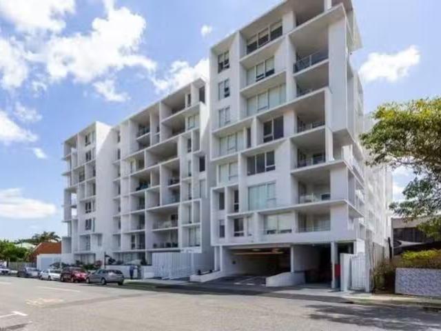New 105/8 Bank Street, West End, QLD 4101