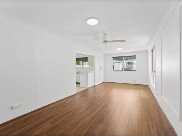 Cozy 106A Telopea Avenue, Caringbah House for rent Listed by.