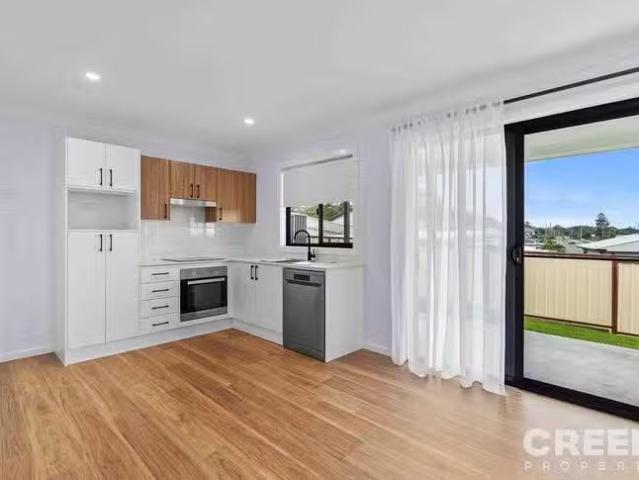 Cheap 107A Wommara Avenue, Belmont North, NSW 2280