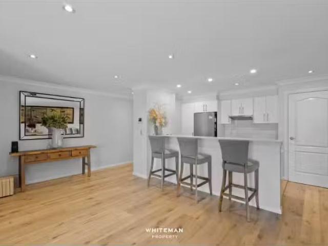 Unique 10/13 15 Moore Street, West Gosford Apartment for rent.