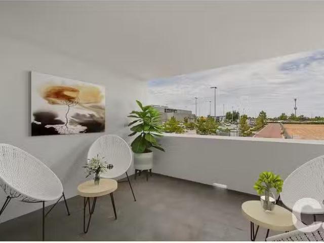 Nice 101/50 Pimlico Crescent, Wellard, WA 6170