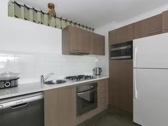 Unique 10/186 Moggill Road, Taringa, QLD 4068