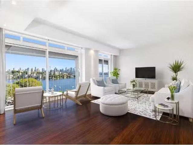 For Rent! 10/25 Wolseley Road, Point Piper Apartment for rent.