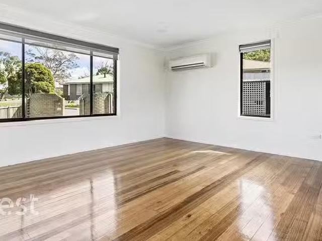 Cozy 102 Rockingham Drive, Clarendon Vale, TAS 7019
