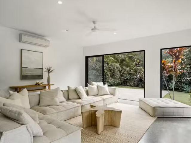 Rental! 10 Azolla Circle, NOOSAVILLE, QLD 4566 House for Rent