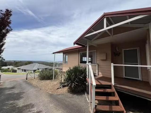 Just in! 10 Barrett Heights, Denmark, WA 6333