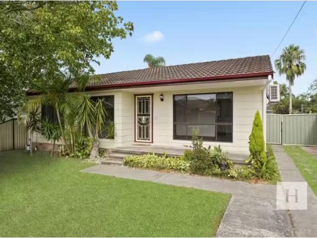 Cozy 10 Katoomba Ave, San Remo House for rent Listed by Herit.