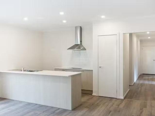 Just in! 10 Haigh Place, Mount Pleasant, VIC 3350