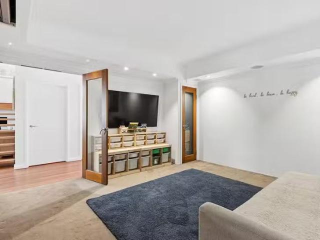 Nice 10 Mallorca Avenue, Hillarys, WA 6025
