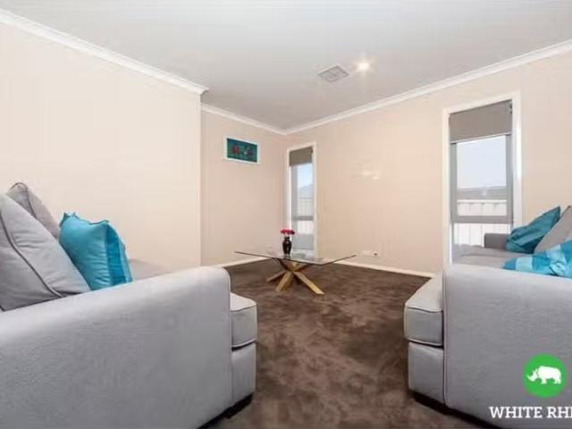 Charming 10 Nano Street, Googong House for rent Listed by Ren.