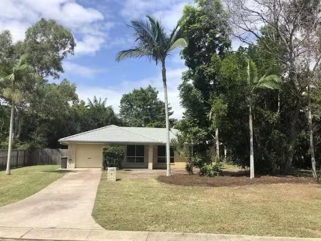 Cozy 10 Waterview Drive, Dundowran Beach, QLD 4655
