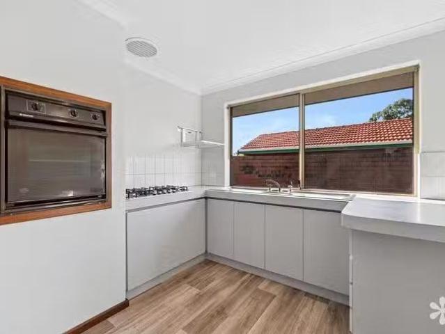 Charming 10A Cromer Road, Brentwood, WA 6153