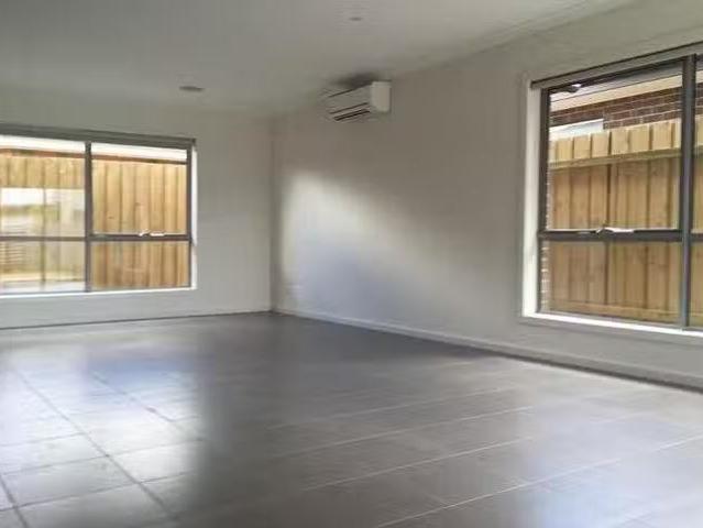 Nice 11/44 Darbyshire Street, Sunbury, VIC 3429