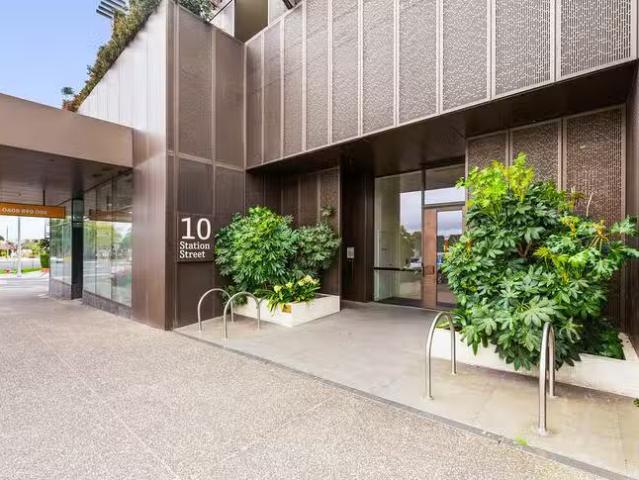 Nice 115/10 Station Street, Caulfield North, VIC 3161