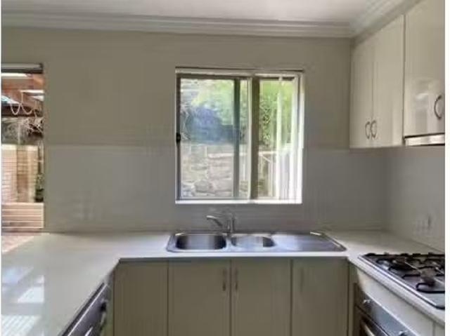 Cozy 11/66 70 Gladstone Street, North Parramatta Townhouse for.