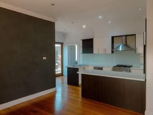 Just in! 1/10 Anakie Road, Bell Park, VIC 3215 House for Rent