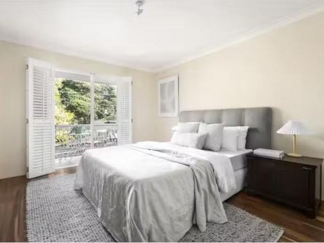 Unique 110 St James Road, Bondi Junction House for rent Liste.